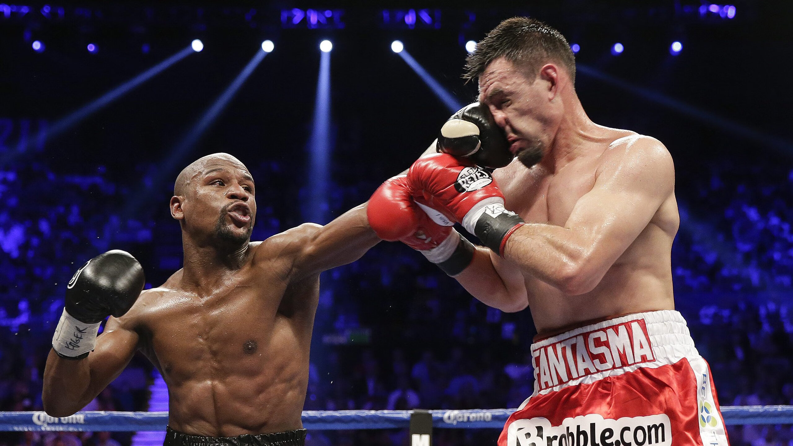 钢铁防线撕裂华丽单打,活塞如何用工业篮球逆转独行侠的巨星宿命