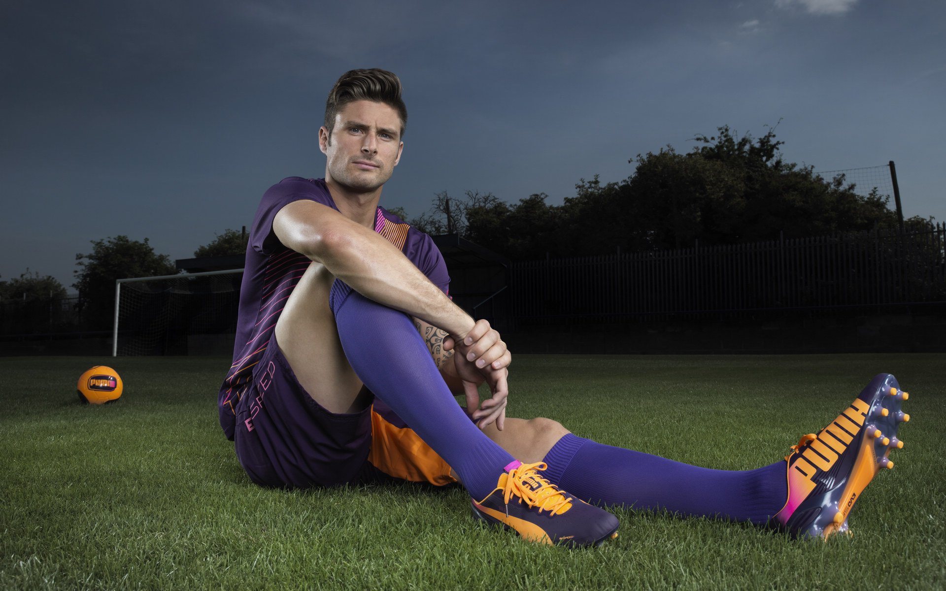 篮球巨星降临英超？不，这是里斯·詹姆斯的争冠之夜