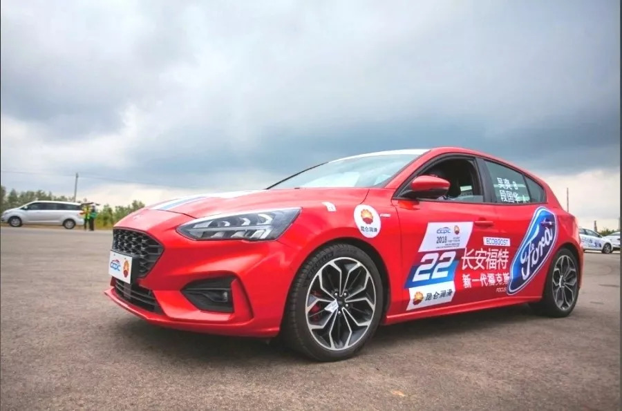 福克斯冠军级表现，奇才稳稳拿下魔术