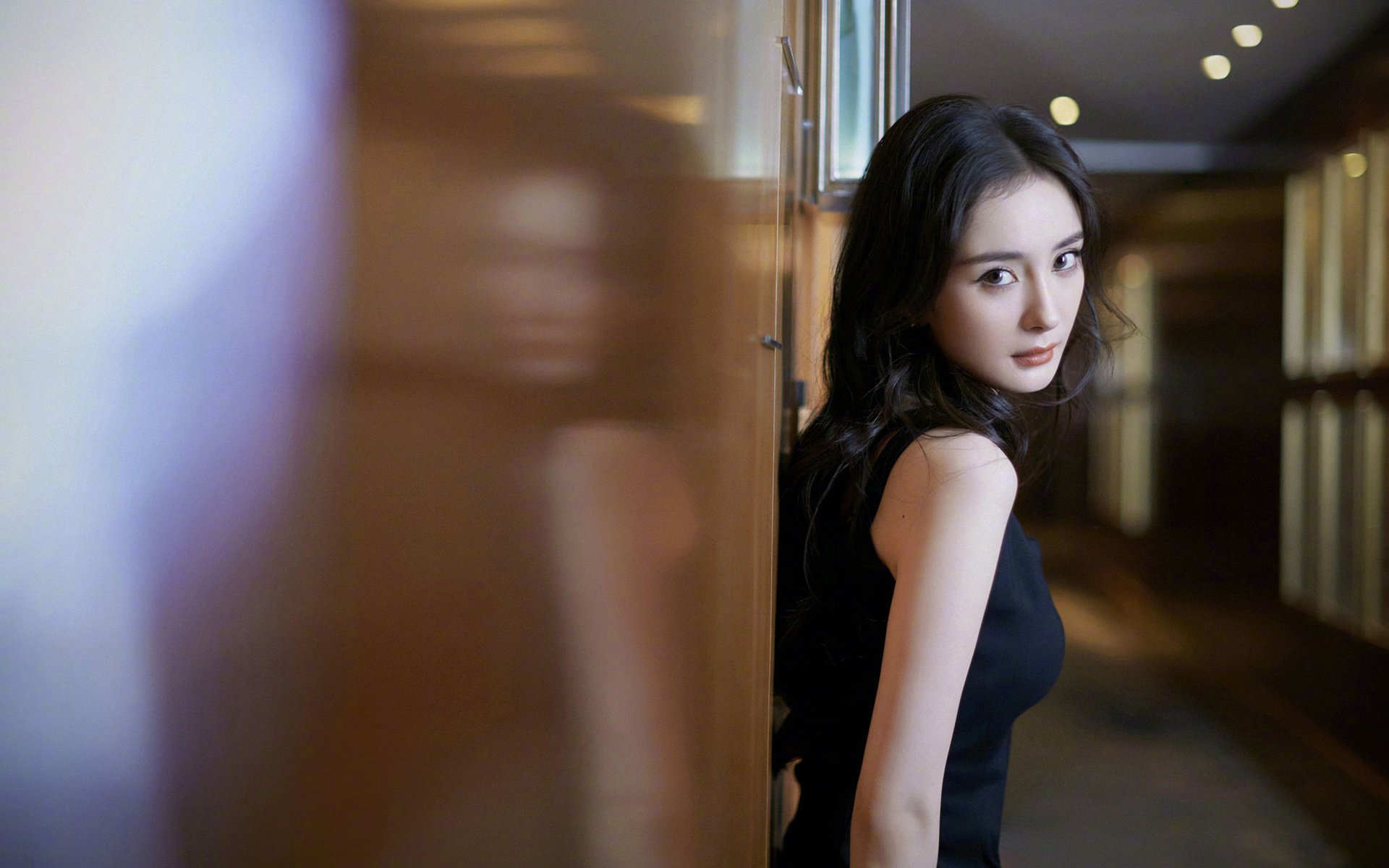 开云体育入口-欧冠淘汰赛焦点战，爵士式防守收割猛龙攻势的战术启示